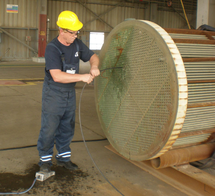 Heat Exchanger Tubes Cleaning | Eilaf